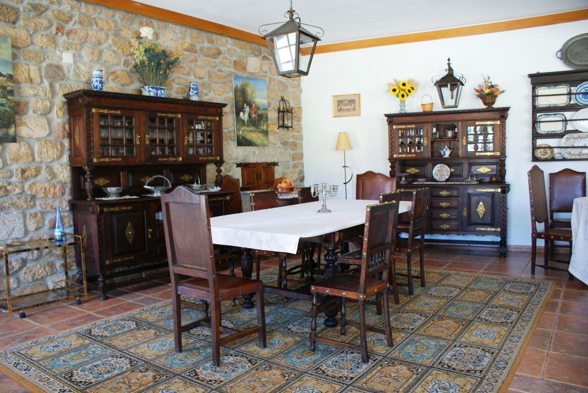 กาซา โด เรดอนโด Bed & Breakfast Rabacal ภายนอก รูปภาพ