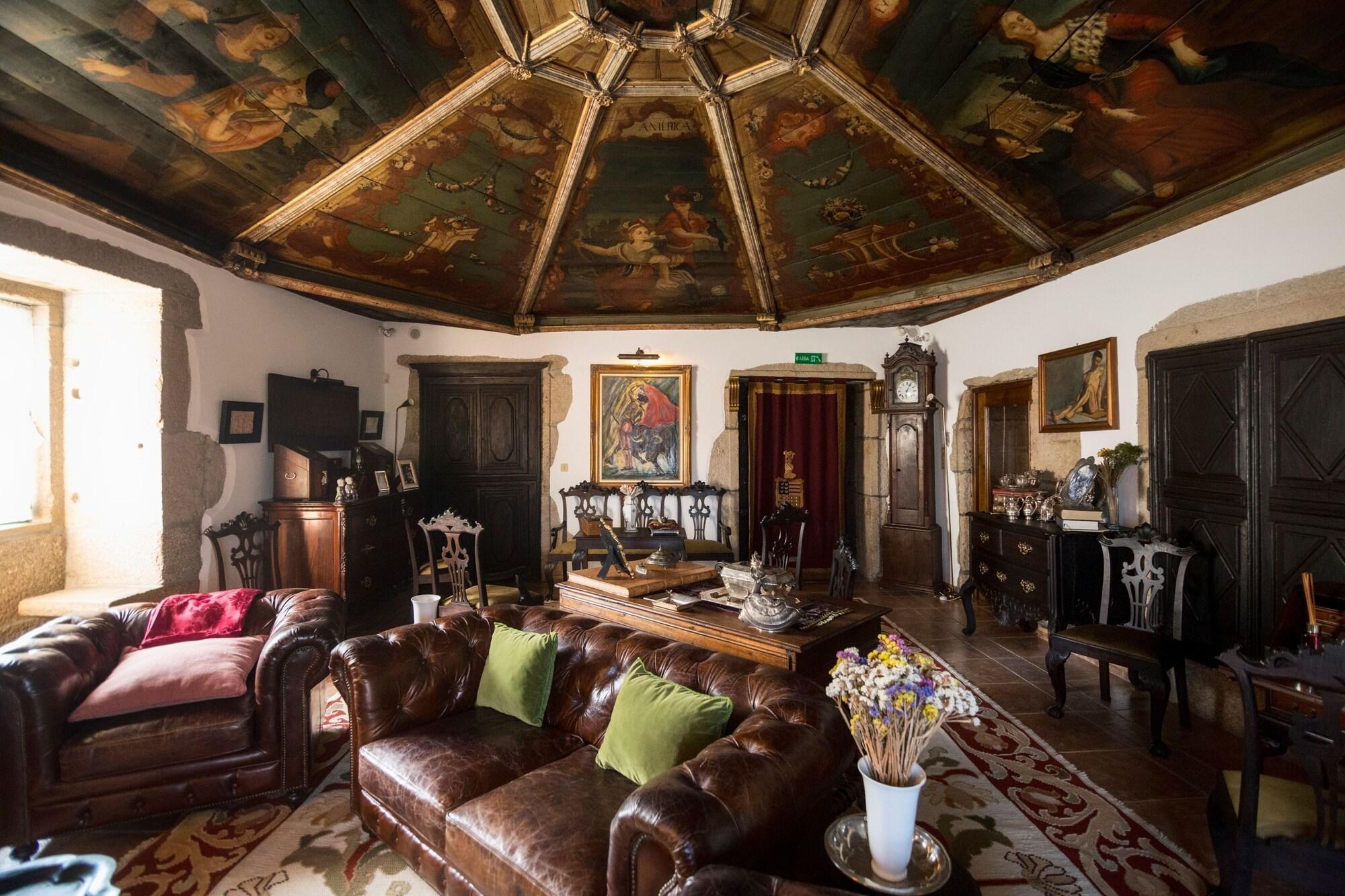 กาซา โด เรดอนโด Bed & Breakfast Rabacal ภายนอก รูปภาพ